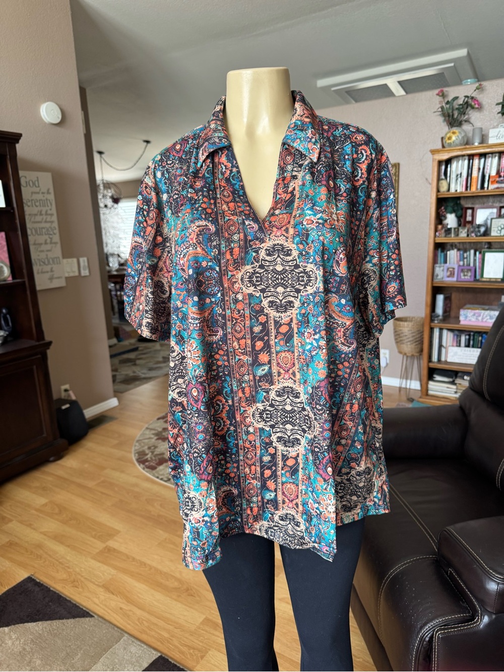 Boutique short sleeve V-neck paisley:floral multicolored blouse-XXL